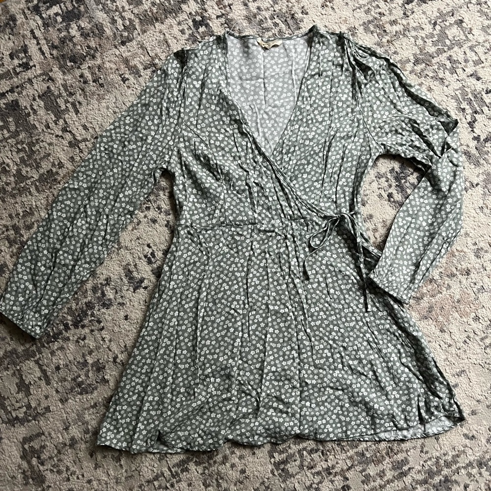 La Hearts Green Floral Long Sleeve‎ Dress